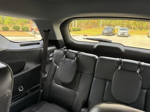 Used 2023 Ford Explorer XLT w/ Equipment Group 202A image 26