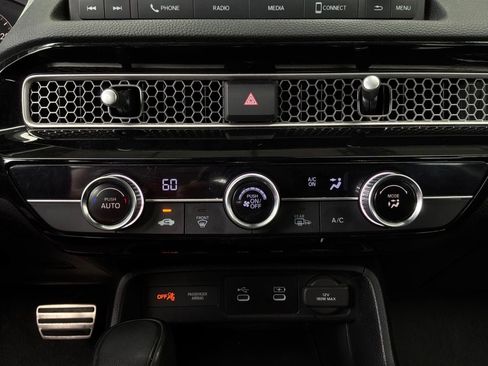 Used 2025 Honda Civic Sport image 25