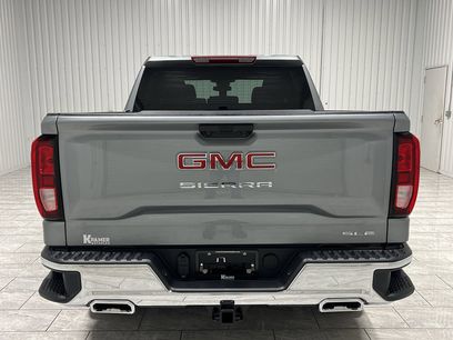 New 2026 GMC Sierra 1500 SLE