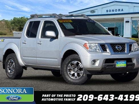 Used 2017 Nissan Frontier PRO-4X w/ Pro-4x Luxury Package AWD/4WD image 1