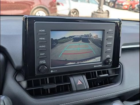 Used 2022 Toyota RAV4 XLE FWD image 12