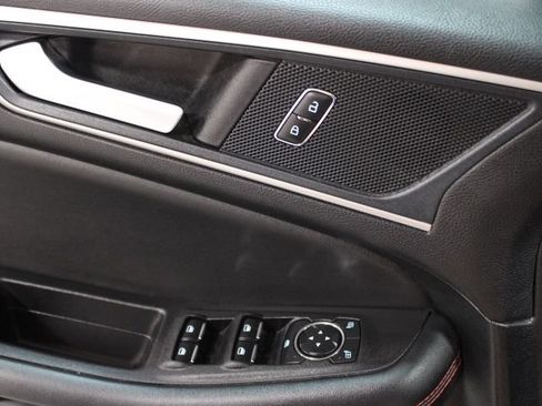 Used 2024 Ford Edge ST-Line AWD/4WD image 17