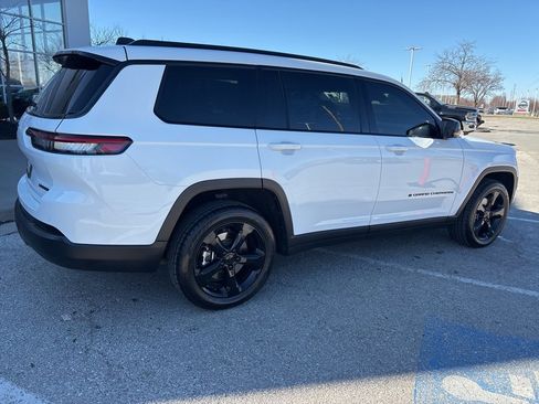 Used 2021 Jeep Grand Cherokee L Limited image 30