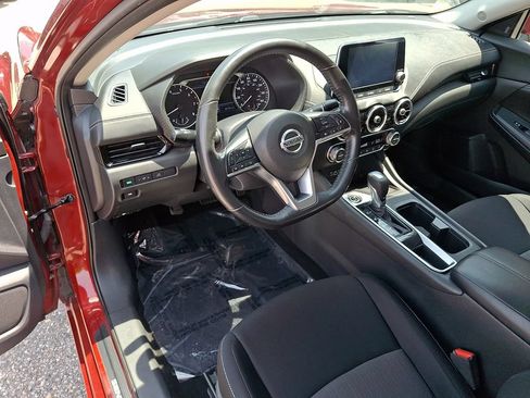 Used 2021 Nissan Sentra SV FWD image 27