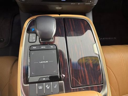 Used 2022 Lexus LS 500 AWD w/ Interior Upgrade Package image 30