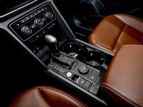 Used 2022 Volkswagen Atlas SE image 38