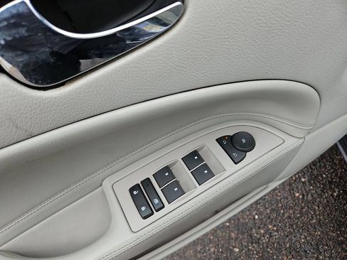 Used 2006 Buick Lucerne CXL w/ Luxury Package FWD image 11
