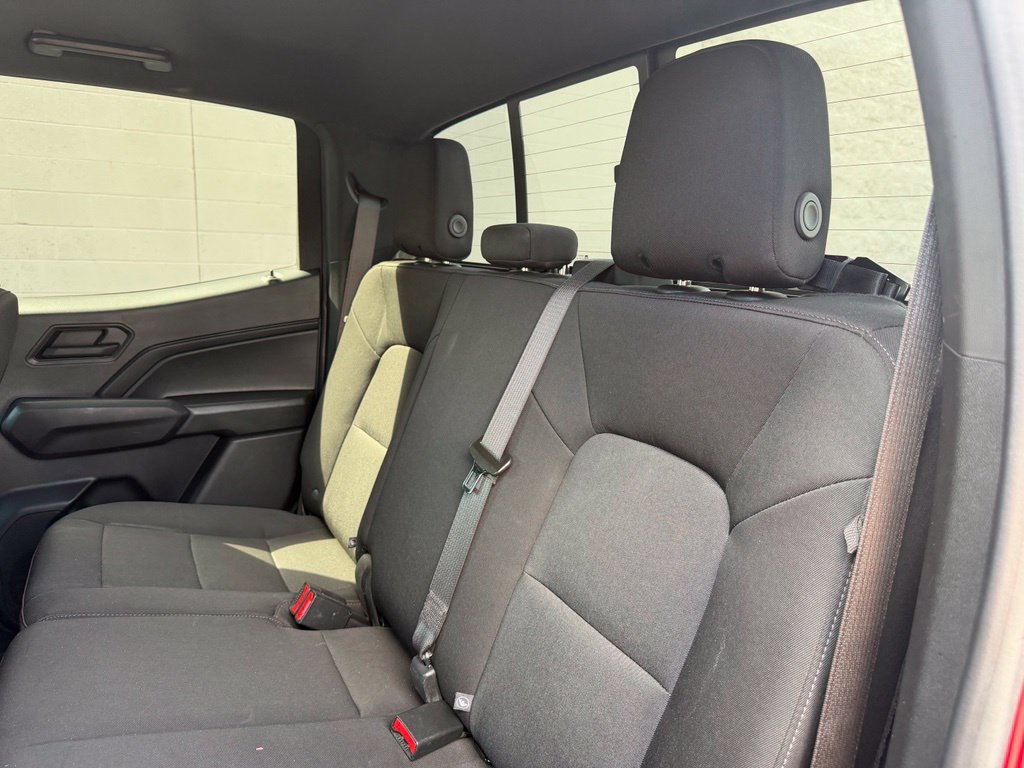 Used 2023 Chevrolet Colorado Trail Boss w/ Technology Package AWD/4WD image 25