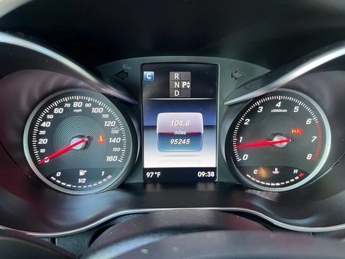 Used 2018 Mercedes-Benz C 300 Sedan image 19