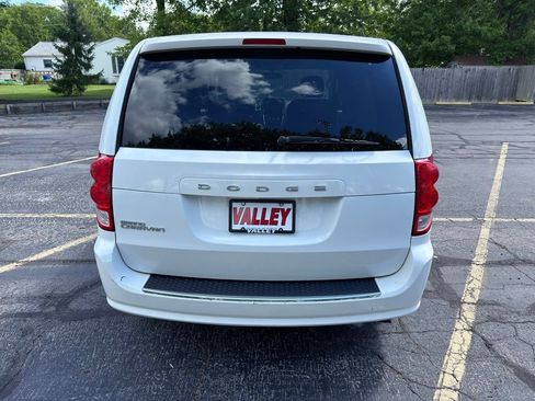 Used 2013 Dodge Grand Caravan SE FWD image 10