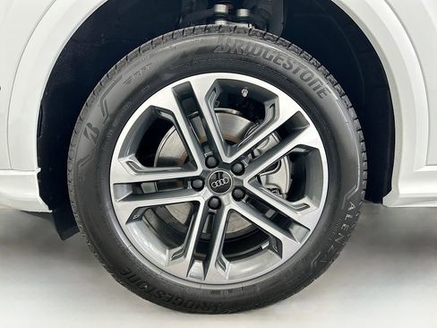 Used 2025 Audi Q5 Premium Plus w/ Premium Plus image 30