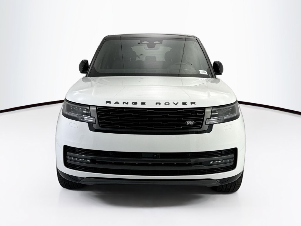 New 2027 Land Rover Range Rover Long Wheelbase SE AWD/4WD image 2