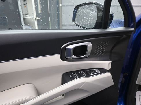 Used 2022 Kia Sorento S w/ Panoramic Sunroof Package image 41