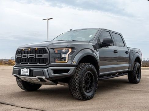 Used 2020 Ford F150 Raptor image 3
