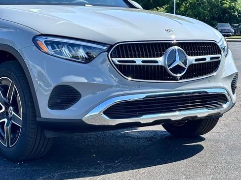 New 2026 Mercedes-Benz GLC 300 4MATIC image 2