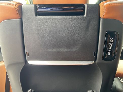 New 2026 Chrysler Pacifica Pinnacle image 24