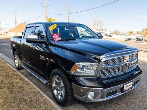 Used 2014 RAM 1500 Laramie w/ Trailer Tow Group image 3