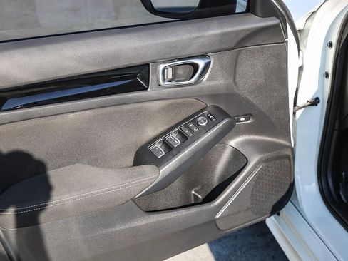 Used 2022 Honda Civic EX image 21