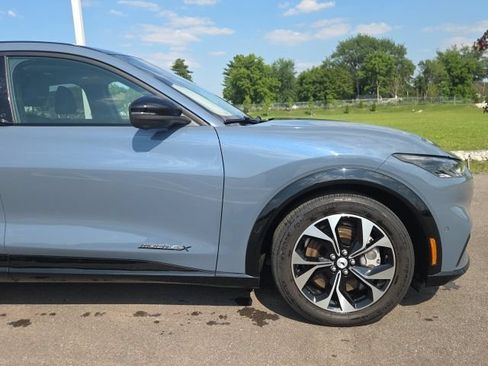 Used 2023 Ford Mustang Mach-E Premium AWD/4WD image 4