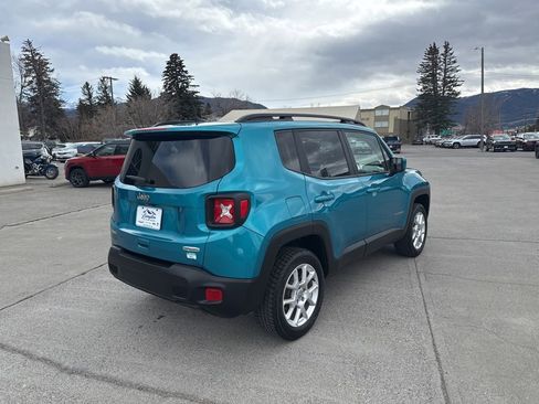 Used 2020 Jeep Renegade Latitude w/ Cold Weather Group image 3