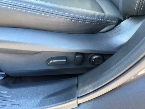 Used 2025 Subaru Outback Limited image 19