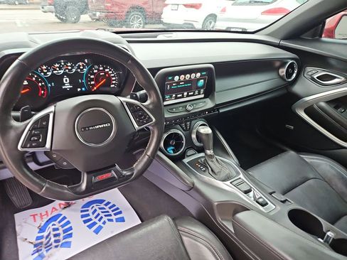 Used 2016 Chevrolet Camaro SS RWD image 12
