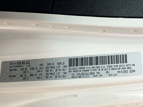 Used 2018 Jeep Wrangler Unlimited Sahara image 32