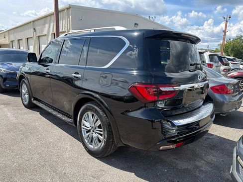 Used 2019 INFINITI QX80 Luxe RWD image 3