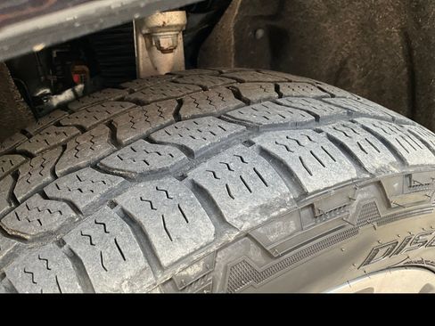 Used 2016 Jeep Grand Cherokee Overland AWD/4WD image 17