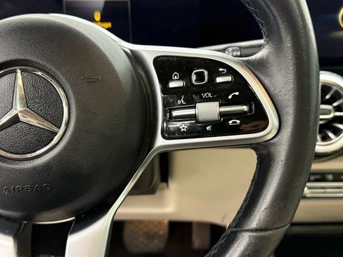 Used 2023 Mercedes-Benz GLB 250 w/ Premium Package image 30