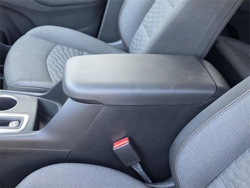 Used 2020 Chevrolet Equinox LT image 8