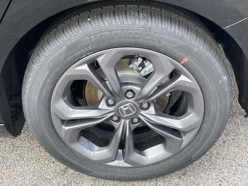 New 2025 Honda Accord EX-L image 4