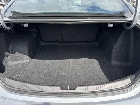 Used 2024 Chevrolet Malibu LT image 9