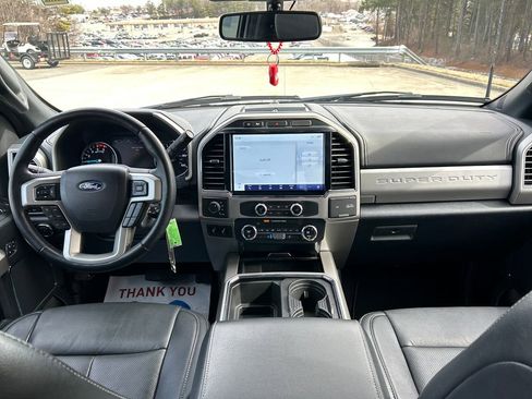 Used 2022 Ford F250 Lariat w/ Lariat Value Package image 14