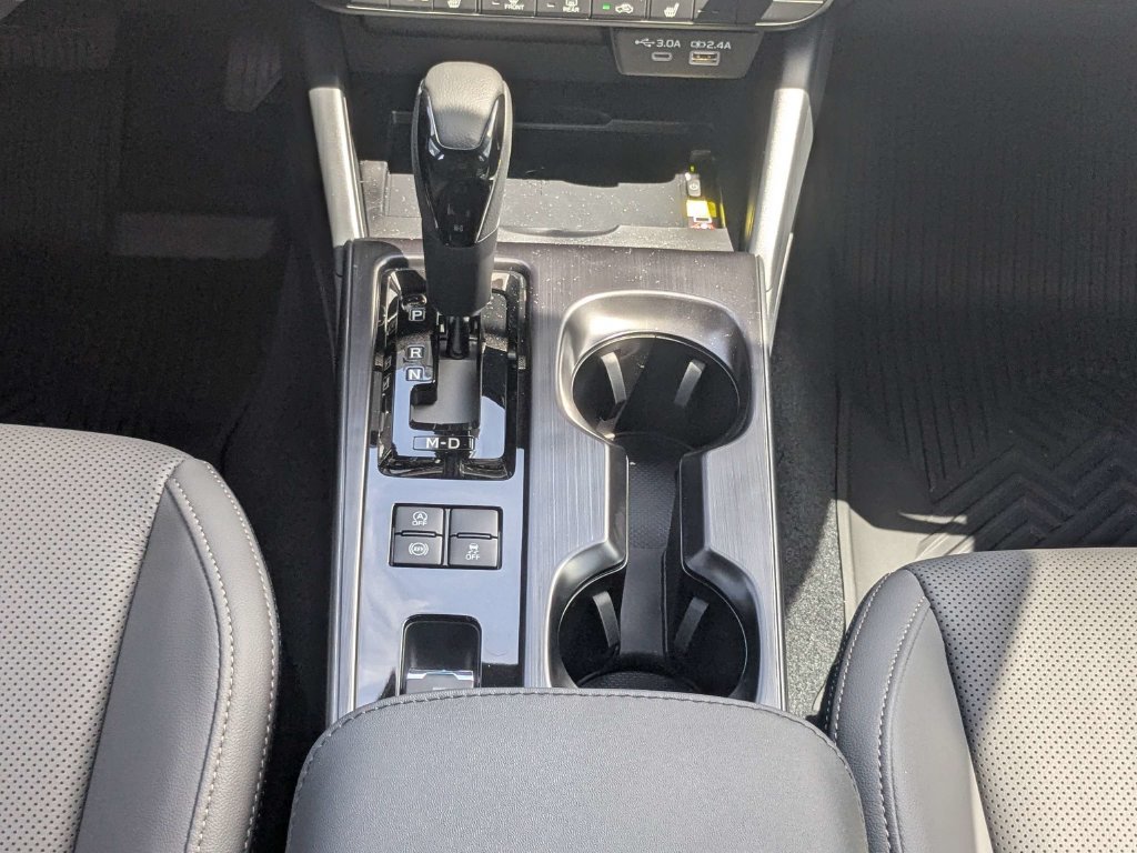 New 2026 Subaru Outback Limited AWD/4WD image 19