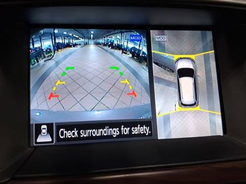 Used 2020 Nissan Pathfinder Platinum FWD image 28