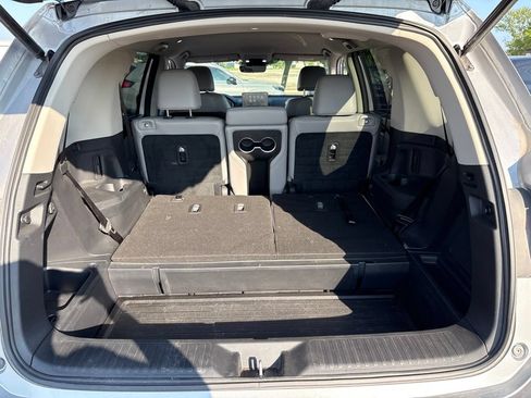 Used 2024 Honda Pilot EX-L image 10
