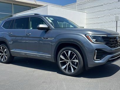 New 2025 Volkswagen Atlas SEL Premium R-Line