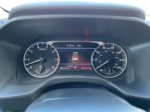 Used 2025 Nissan Rogue SV image 22