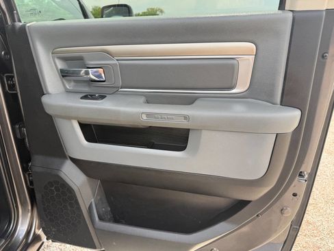 Used 2018 RAM 2500 Big Horn AWD/4WD image 29