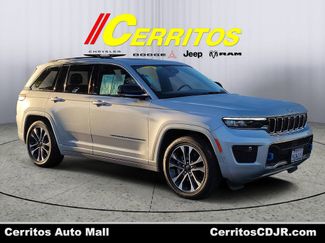 Used 2023 Jeep Grand Cherokee Overland w/ Advanced Protech Group III video 1