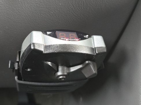 Used 2006 Chevrolet Silverado 2500 LT w/ Heavy-Duty Power Package image 28