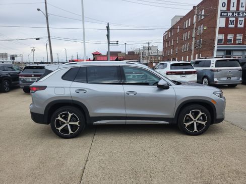 New 2026 Volkswagen Tiguan SE image 6