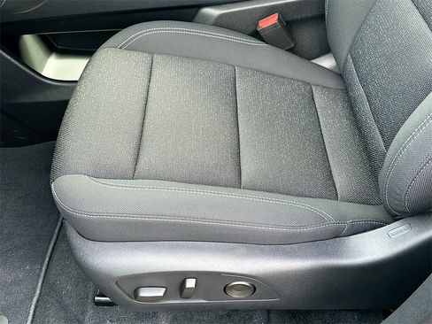 New 2026 Chevrolet Traverse LT image 14