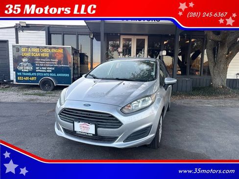 Used 2018 Ford Fiesta SE FWD image 1
