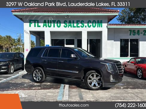 Used 2015 Cadillac Escalade Premium RWD image 1