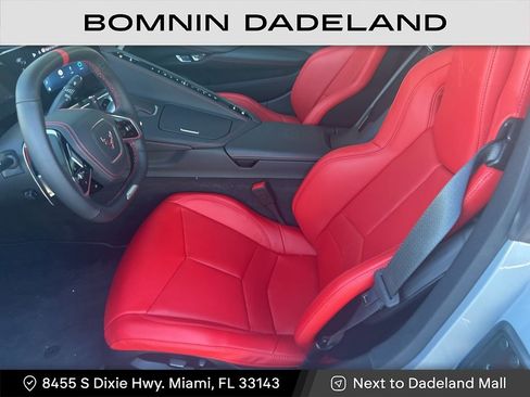 Used 2025 Chevrolet Corvette Z06 image 3