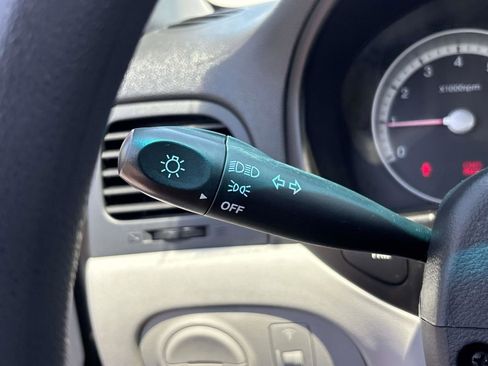 Used 2009 Hyundai Accent GLS image 15