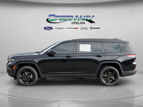 Used 2024 Jeep Grand Cherokee L Limited w/ Luxury Tech Group II image 4
