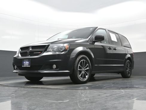 Used 2017 Dodge Grand Caravan GT FWD image 27
